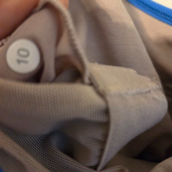 Lululemon Power Y Tank Size 10 - Picture 5 of 5
